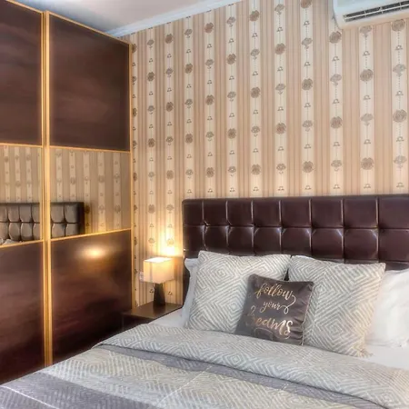 Dune Apartment